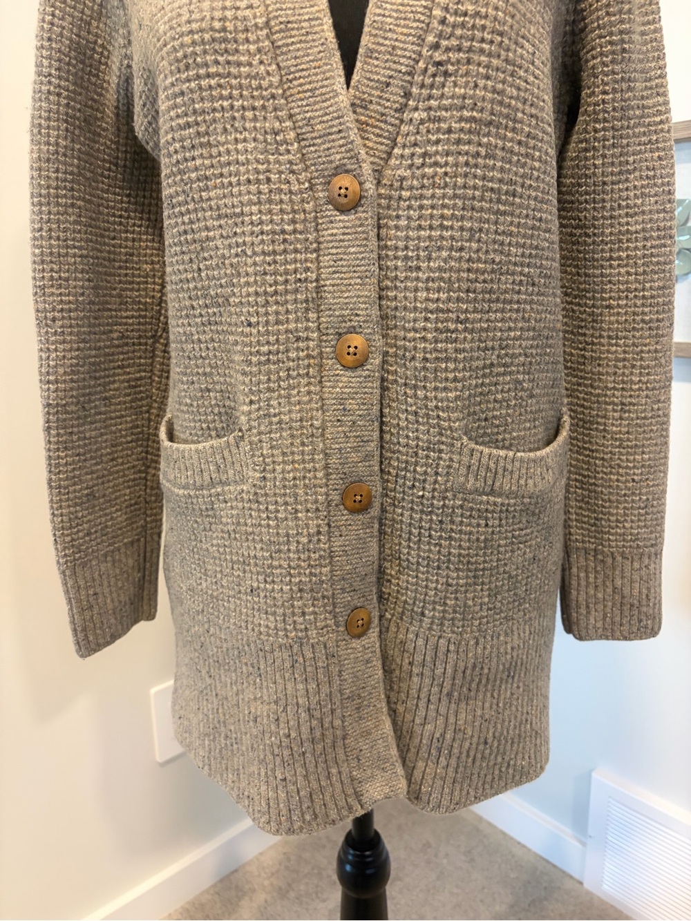 Roots Taupe Knit Lambswool Blend Button-Up Cardigan With Pockets! - Picture 6 of 13